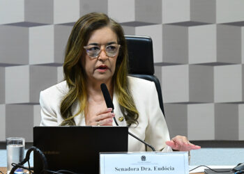 Projeto que proíbe alterações no texto da Bíblia está na pauta da CE — Senado Notícias