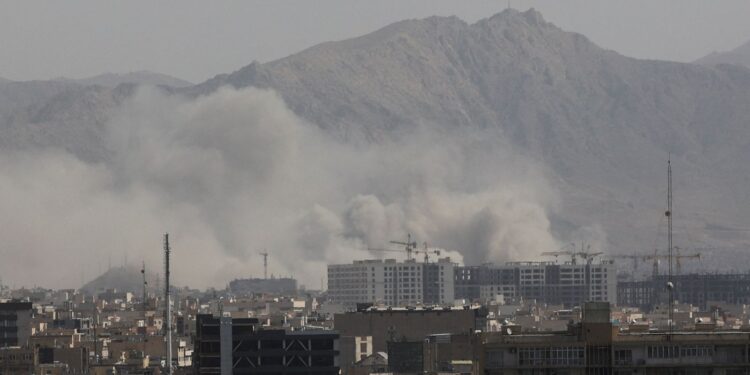 Japão, Rússia e União Europeia reagem a ataque conjunto ao Irã