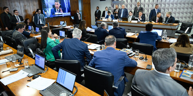 Com negativa de Vorcaro, CPMI do INSS vai ouvir investigada ligada à Conafer — Senado Notícias