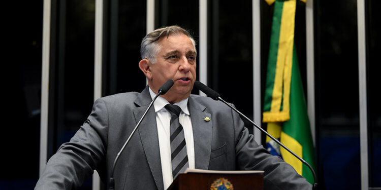 Izalci sugere CPI no Legislativo do DF para investigar gestão do BRB — Senado Notícias
