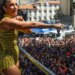 Mais de 500 mil foliões acompanham megabloco de Ivete Sangalo