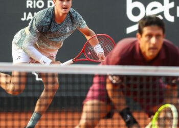 João Fonseca e Marcelo Melo avançam para semifinal do Rio Open