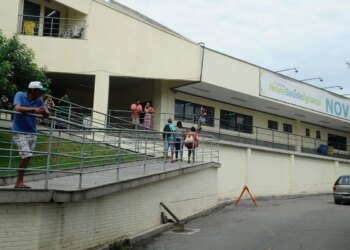 Seis pessoas são mortas em tiroteio em bar em Nova Iguaçu, no Rio