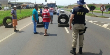 PRF intensifica fiscalização contra embriaguez ao volante no carnaval