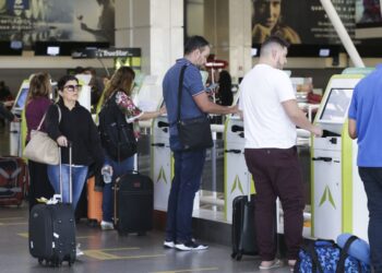 Infraero: aeroportos esperam 120 mil passageiros no carnaval