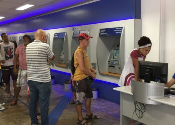 Confira como vão funcionar os bancos durante o carnaval