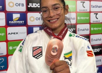 Jéssica Lima é bronze no 1º dia do Grand Slam de judô no Uzbequistão