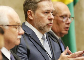 Fachin arquiva ação que pedia suspeição de Toffoli no caso Master