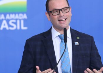 TSE rejeita recurso e mantém mandato de senador Jorge Seif (PL-SC)