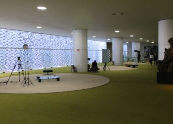 Sindicatos repudiam violência contra jornalista na Câmara