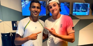 Duelo entre João Fonseca e Thiago Monteiro agita noite do Rio Open