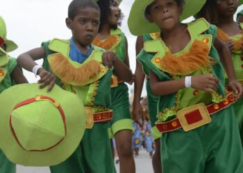 Escolas de samba mirins desfilam nesta sexta na Marquês de Sapucaí