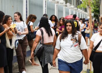 Fies: pré-selecionados devem complementar inscrição a partir de sexta