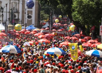 PM do Rio prende mais de 200 pessoas durante Carnaval