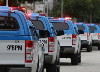 Polícia Militar faz operação no Complexo da Maré no Rio