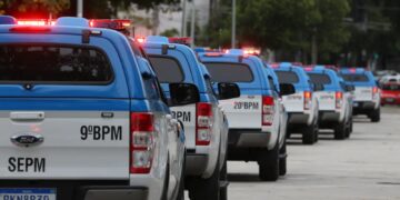 Polícia Militar faz operação no Complexo da Maré no Rio