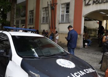 Novos casos de estupro por grupo de Copacabana são investigados no Rio