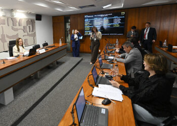 CAS aprova campanhas e ações públicas contra sedentarismo — Senado Notícias