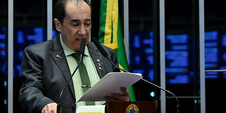 Kajuru critica ações internacionais de Trump e alerta para impactos globais — Senado Notícias