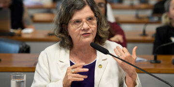 CDH analisa protocolo em escolas para casos de misoginia e racismo — Senado Notícias