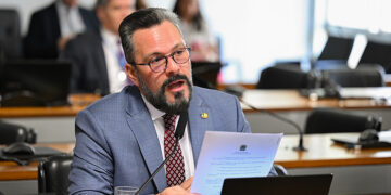 CDR do Senado aprova programa que estimula oferta de voos na região Norte — Senado Notícias