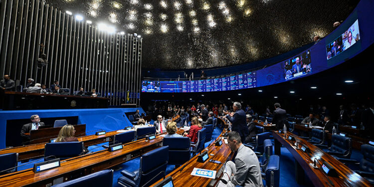 Senado fará sessão especial em homenagem a Chico Anysio — Senado Notícias