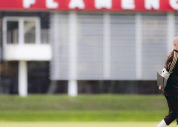 Técnico Leonardo Jardim é anunciado pelo Flamengo