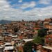 Área ocupada por favelas quase triplicou em 40 anos no Brasil