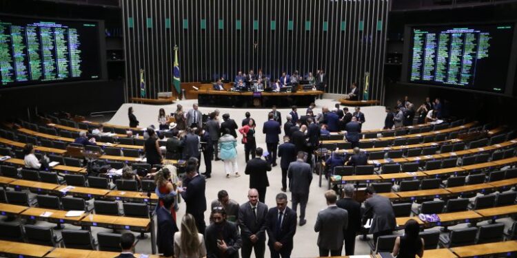 Câmara aprova auxílio emergencial de R$ 600 para vítimas de chuvas em Minas – Notícias
