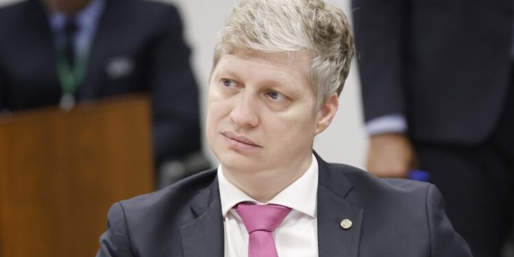 Comissão debate recuperação econômica do Rio Grande do Sul após enchentes – Notícias