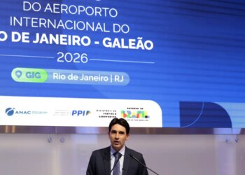Expectativa é leiloar Aeroporto de Brasília em novembro, diz ministro