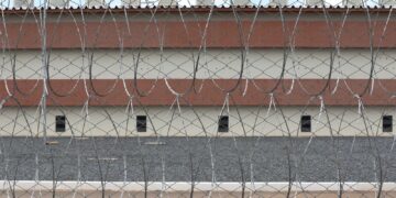 Vorcaro chega a Brasília em voo da PF e vai para presídio federal