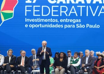 Lula questiona BC sobre corte da Selic: “esperava pelo menos 0,5%”