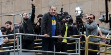 Moraes vota por tornar Malafaia réu por ofensa ao Comando do Exército