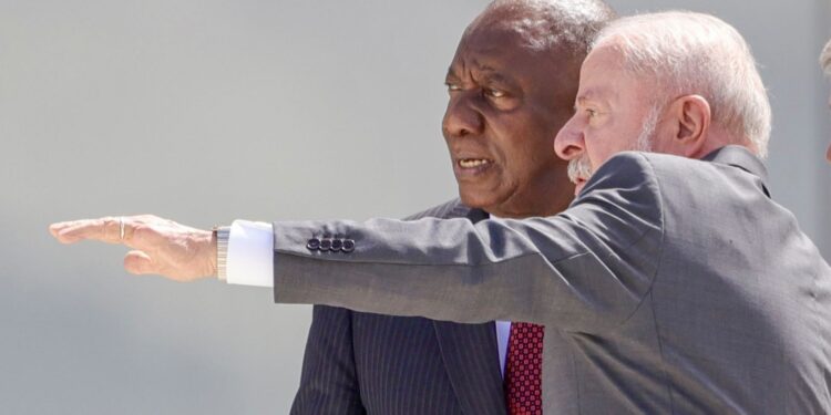 Lula recebe presidente da África do Sul para visita de Estado