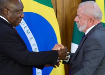 Lula: Brasil e África do Sul devem focar em autonomia para autodefesa