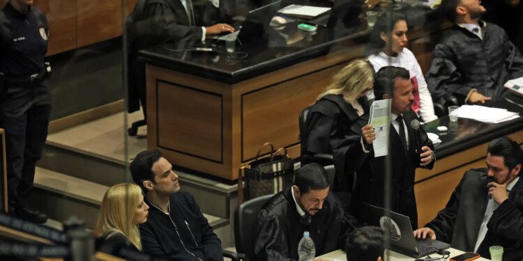 “Condenação é o mínimo para aqueles dois monstros”, diz pai de Henry