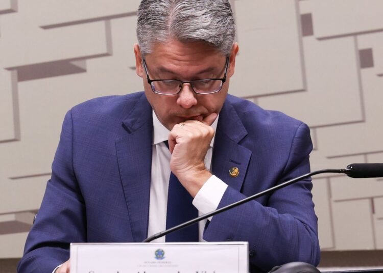 Relator da CPI pede indiciamentos de Toffoli, Moraes, Gilmar e Gonet