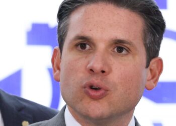 Motta diz que fim da escala 6×1 será debatida por meio de PEC