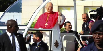 Papa: estou na África para encorajar católicos, não debater com Trump