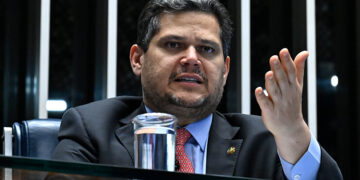 Davi convoca sessão do Congresso para analisar veto à dosimetria — Senado Notícias