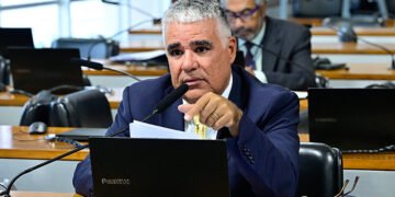 Sugestão legislativa para permitir uso e cultivo pessoal de maconha é rejeitada — Senado Notícias
