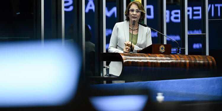 Damares Alves destaca prevenção ao afogamento infantil — Senado Notícias