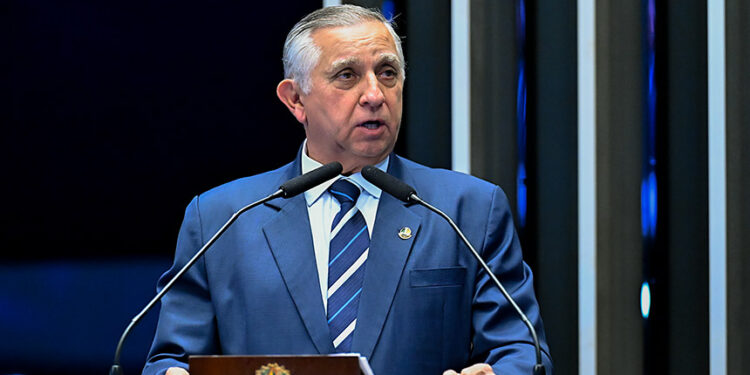 Izalci Lucas informa que PL votará contra indicação de Jorge Messias ao STF — Senado Notícias