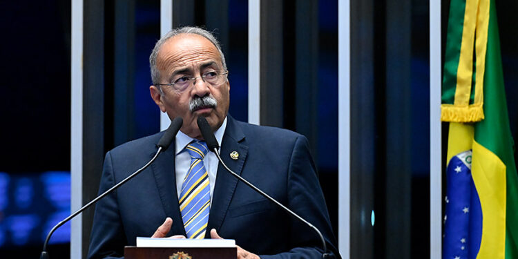 Chico Rodrigues defende obras na BR-319 — Senado Notícias