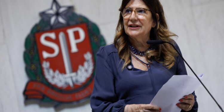 Geneticista Mayana Zatz e empresária Luiza Helena Trajano estão entre homenageadas em cerimônia que celebra a força feminina