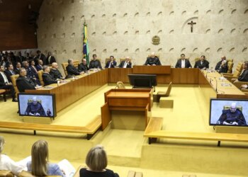 Moraes libera para julgamento ação que pede limites para delação