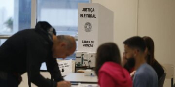 Número de eleitores com mais de 60 anos cresceu 74%, aponta pesquisa