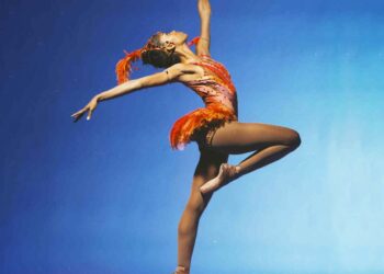 Bailarina brasileira Bethania Nascimento é homenageada em Nova York