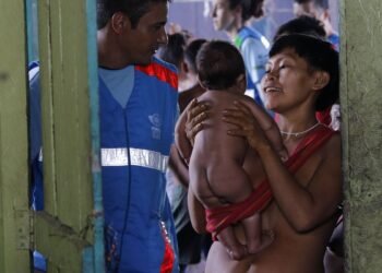 Óbitos por malária na terra Yanomami caíram 80% em 2025, diz governo